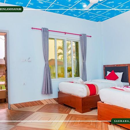Hotel Greenland Safari Саураха Екстериор снимка